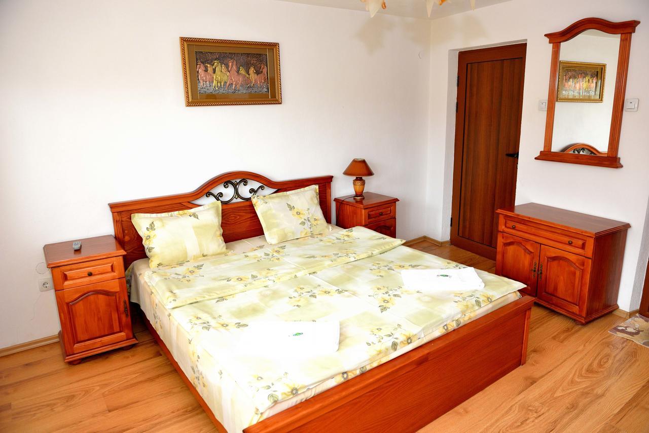 Guest House Mavrudieva Koprivštica Exteriér fotografie